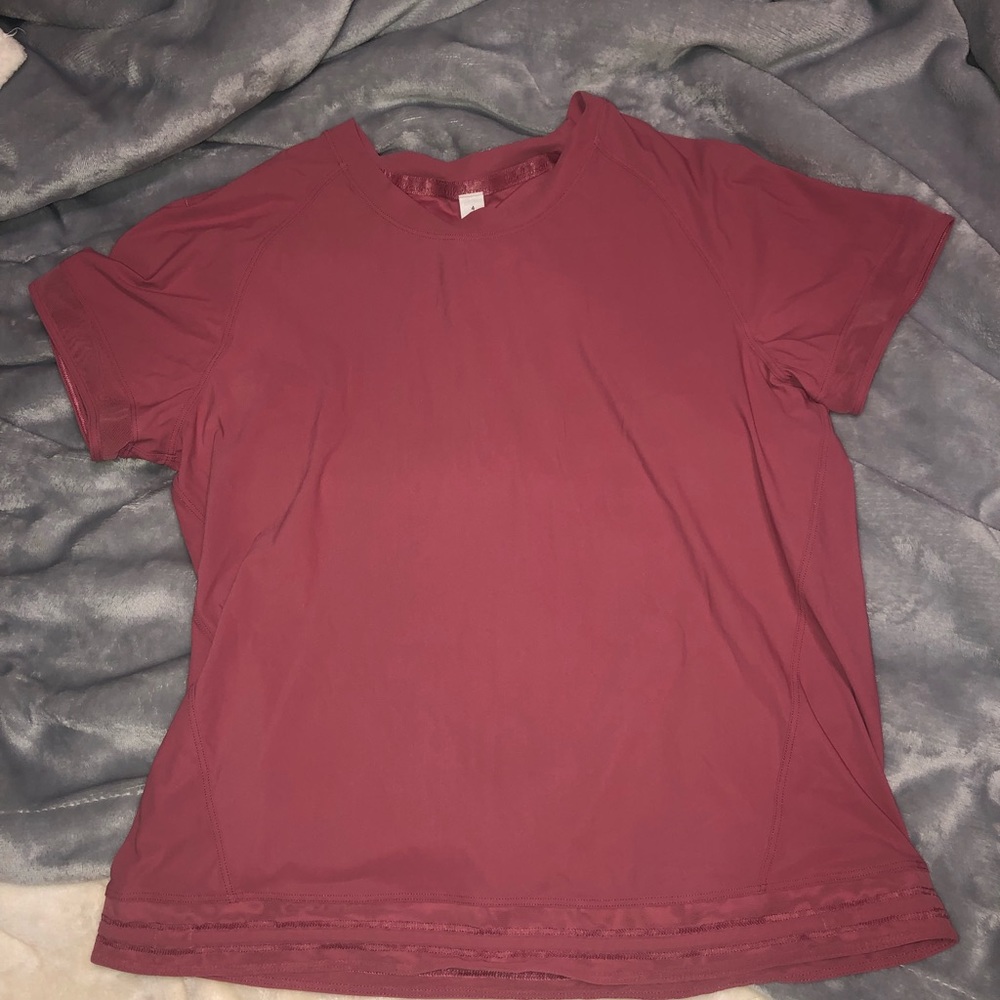 lululemon workout tee
